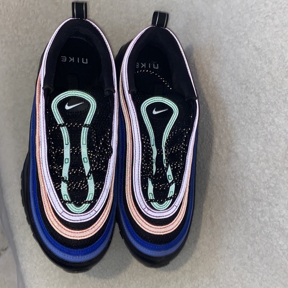 Nike Air Max - Picture 4 of 6